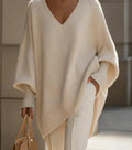 ADELINE - Pull oversize col en V - Blanc