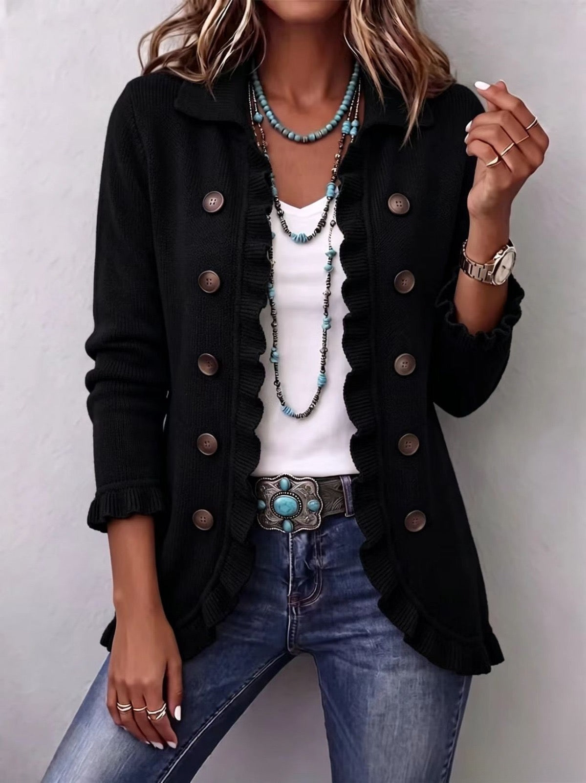 Lucía | Veste en maille noire à volants